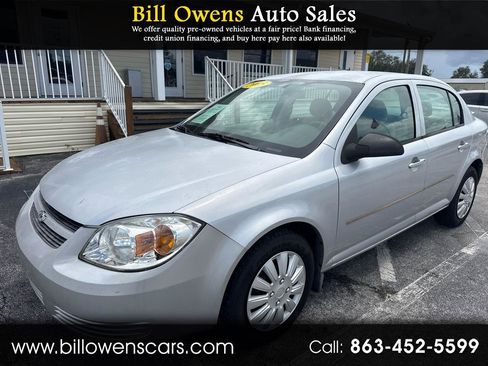 Used 2005 Chevrolet Cobalt Sedan FWD image 1
