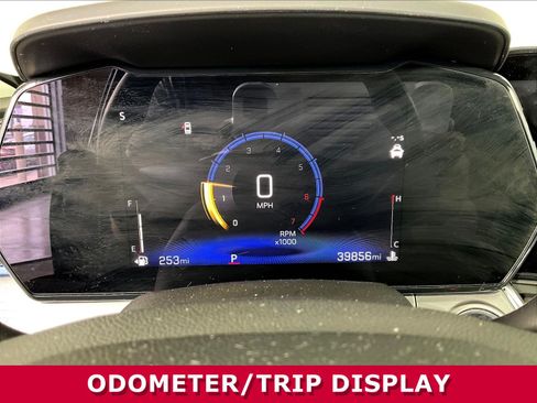 Used 2024 Chevrolet Trax LT w/ Driver Confidence Package FWD image 12