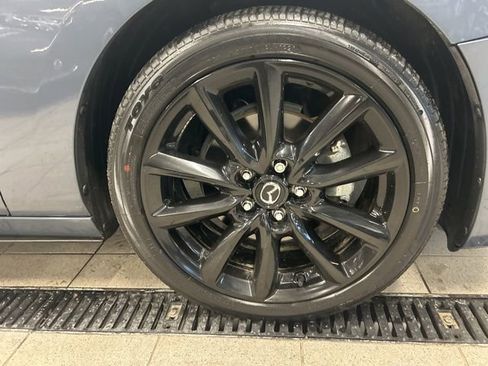 Used 2021 MAZDA MAZDA3 s image 13