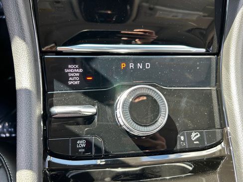 Used 2023 Jeep Grand Cherokee 4WD 4xe image 16