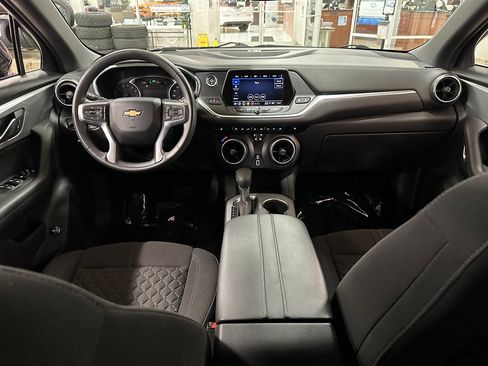 Used 2021 Chevrolet Blazer LT image 12