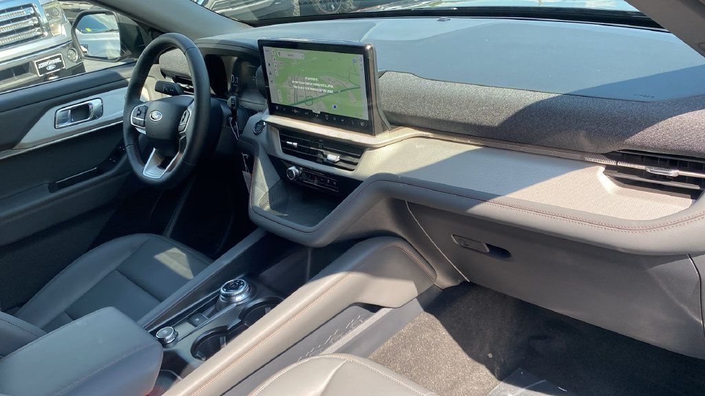 New 2027 Ford Explorer Active w/ Active Comfort Package RWD image 11
