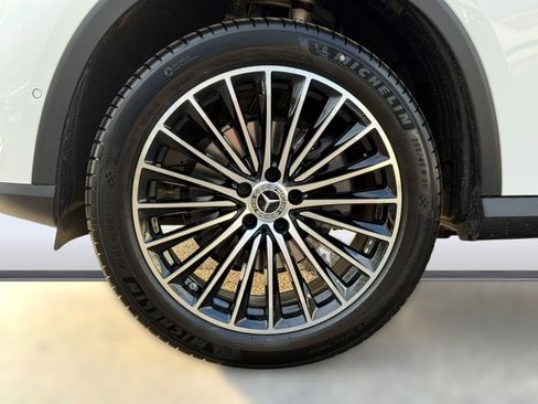 New 2026 Mercedes-Benz GLC 300 4MATIC image 12