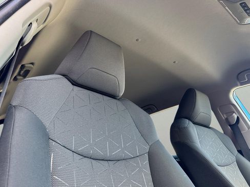 Certified 2020 Toyota RAV4 XLE image 22