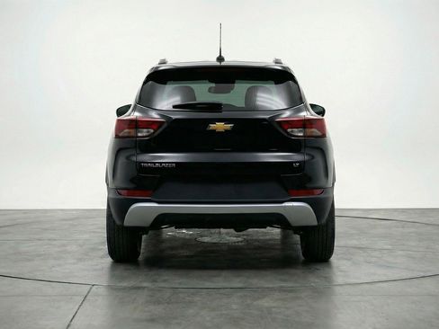 Used 2025 Chevrolet TrailBlazer LT FWD image 7