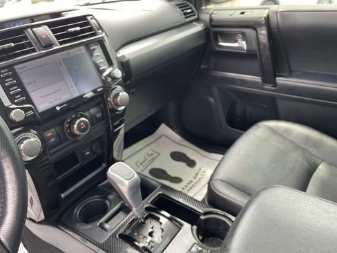Used 2023 Toyota 4Runner TRD Off-Road Premium w/ Moonroof Package AWD/4WD image 13