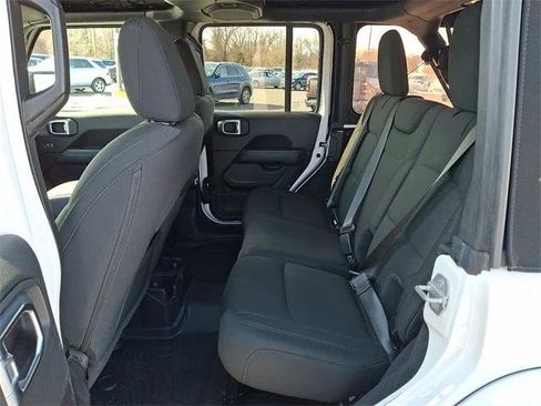 Certified 2021 Jeep Wrangler Unlimited Sahara image 10