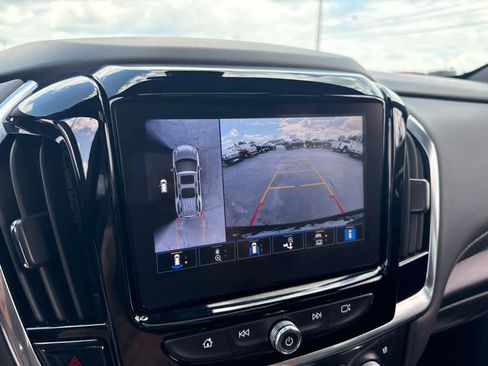 Certified 2023 Chevrolet Traverse Premier AWD/4WD image 23