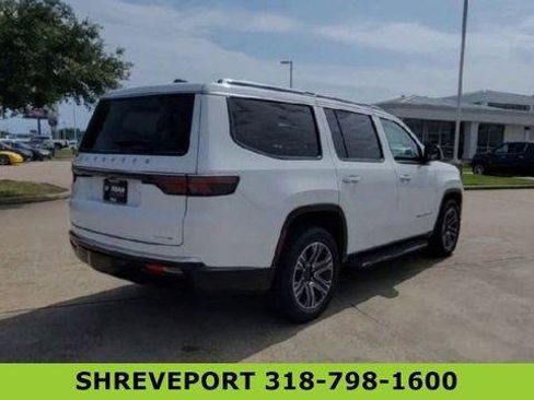 Used 2024 Jeep Wagoneer Series II RWD image 8