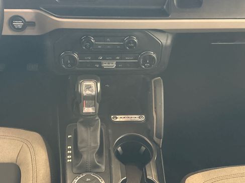 Used 2022 Ford Bronco Big Bend w/ Sasquatch Package image 11