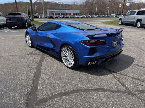 Used 2023 Chevrolet Corvette Stingray Premium Cpe w/ Z51 Performance Package RWD image 5