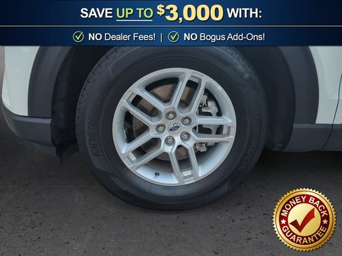 Used 2026 Ford Explorer Active w/ Active Comfort Package RWD image 13