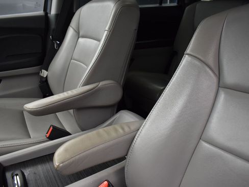 Used 2018 Honda Pilot Touring image 14