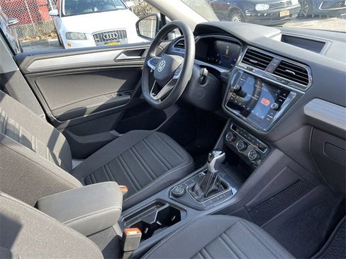 Used 2024 Volkswagen Tiguan S image 24