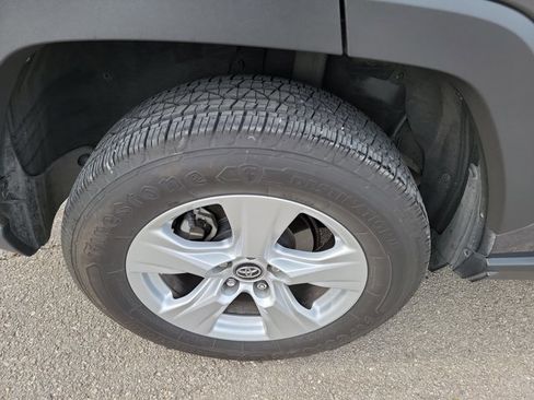 Used 2020 Toyota RAV4 XLE image 11