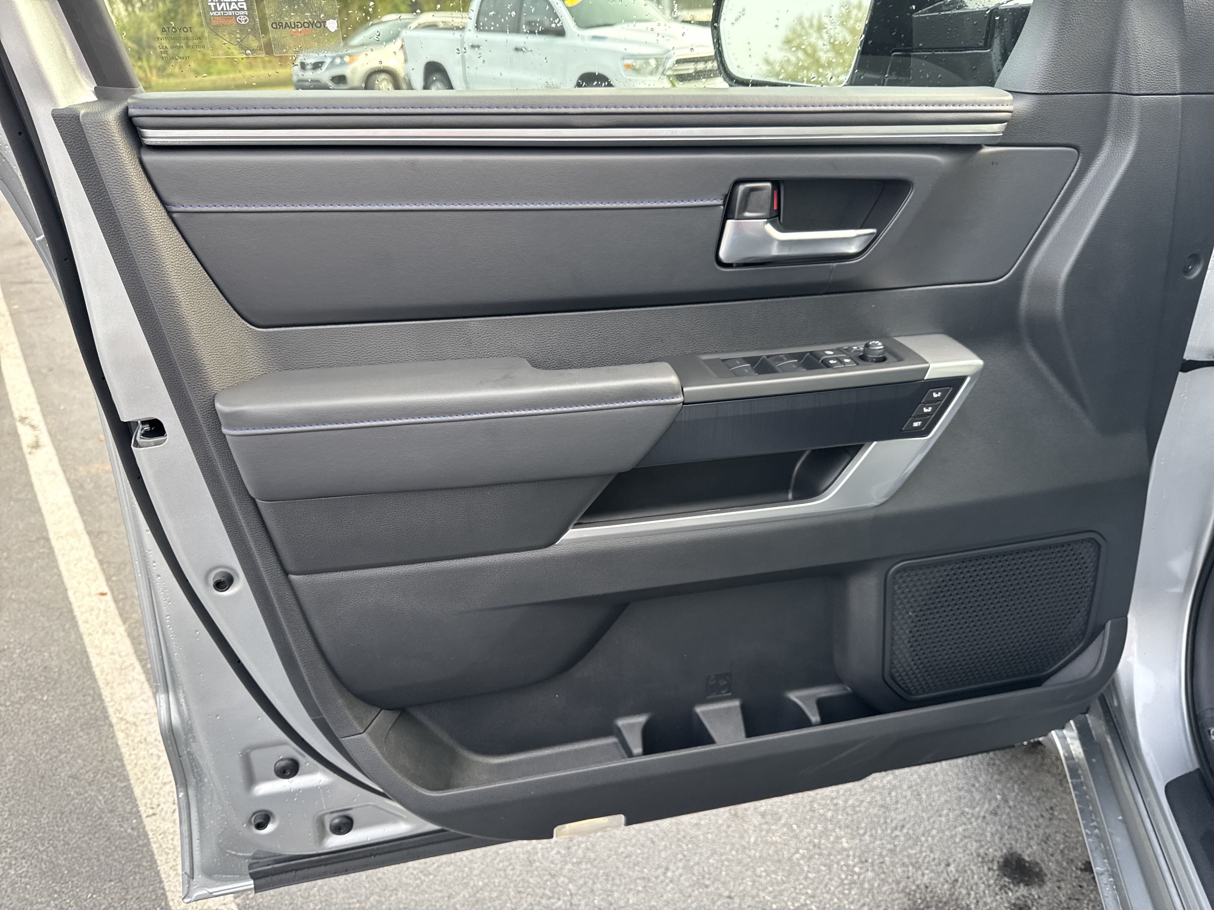 New 2025 Toyota Tundra Platinum AWD/4WD image 23