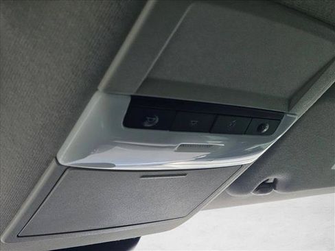 Used 2025 Nissan Sentra SV w/ Trunk Package FWD image 12