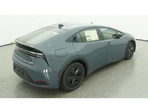 New 2026 Toyota Prius Plug-In Hybrid image 9