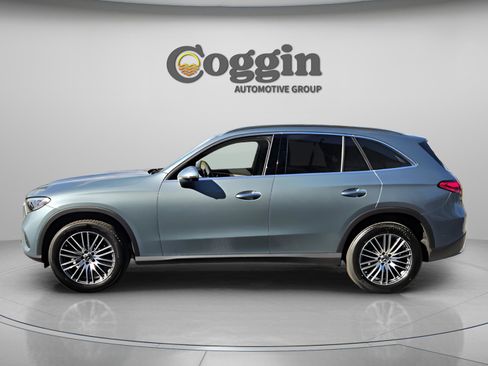 New 2026 Mercedes-Benz GLC 300 image 3