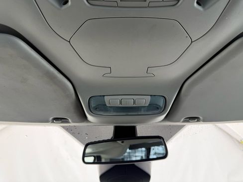 Used 2023 Ford Transit Connect XLT image 34