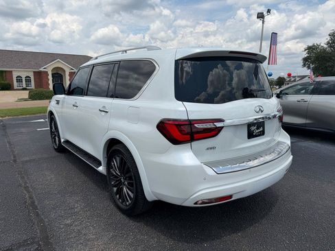 Used 2024 INFINITI QX80 Sensory w/ Cargo Package AWD/4WD image 2