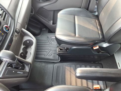 Used 2023 Ford Transit 250 Low Roof AWD image 14