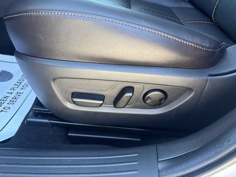 Certified 2025 MAZDA CX-50 2.5 Turbo AWD/4WD image 8