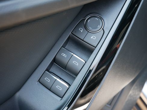New 2027 Chevrolet Equinox RS w/ Safety and Technology Package AWD/4WD image 16