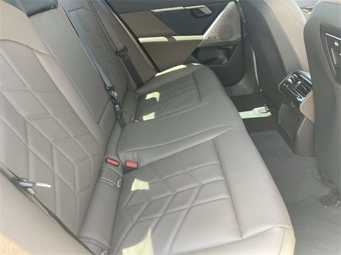 New 2025 BMW 530i image 14