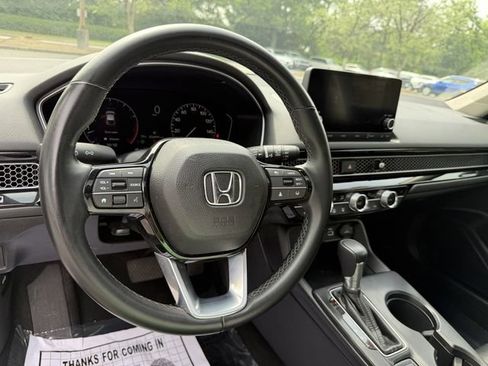 Used 2024 Honda Civic EX-L image 17