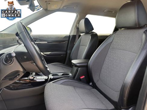 Certified 2025 Kia Seltos S FWD image 9