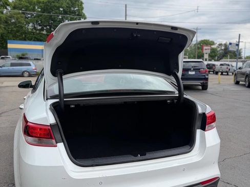 Used 2018 Kia Optima LX w/ 17" Alloy Wheels Package FWD image 13