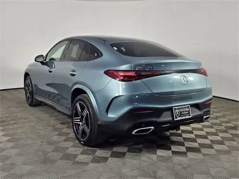 Certified 2025 Mercedes-Benz GLC 300 4MATIC image 3