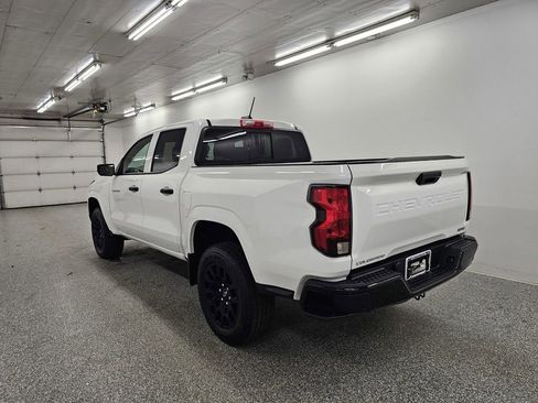 Used 2025 Chevrolet Colorado W/T w/ WT Custom Package RWD image 8
