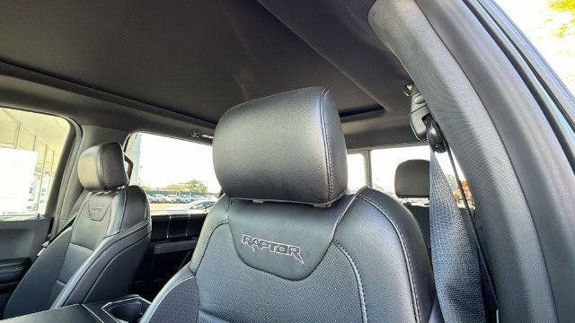 Used 2019 Ford F150 Raptor w/ Equipment Group 802A Luxury AWD/4WD image 22