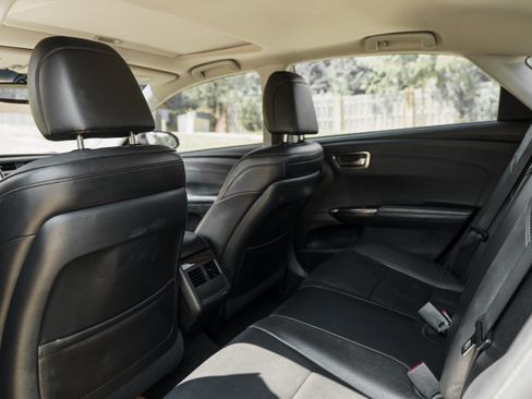 Used 2015 Toyota Avalon XLE Premium FWD image 24