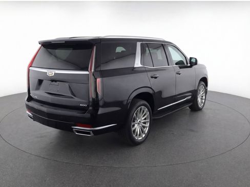 Used 2024 Cadillac Escalade Premium Luxury image 4