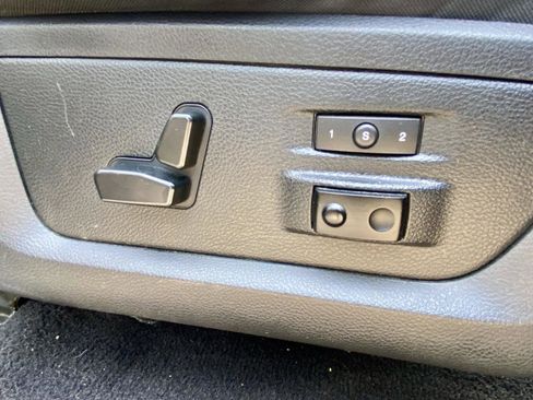 Used 2015 RAM 2500 Laramie w/ Convenience Group image 23