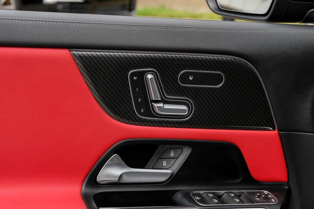 Used 2022 Mercedes-Benz GLA 45 AMG 4MATIC w/ Parking Assistance Package image 50