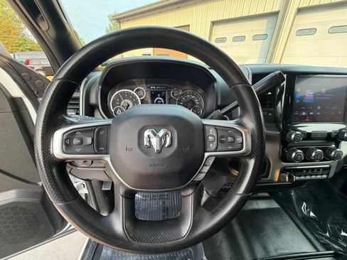 Used 2025 RAM 3500 Tradesman w/ Chrome Appearance Group AWD/4WD image 26