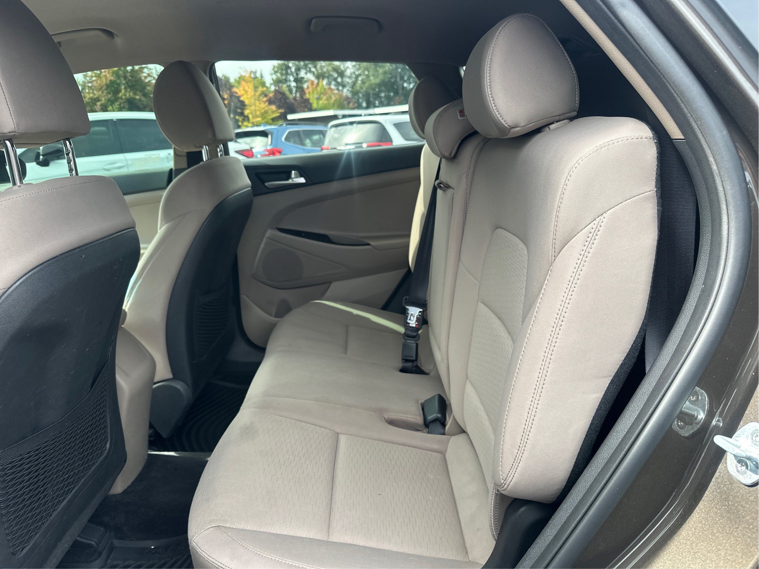 Used 2019 Hyundai Tucson SE w/ Cargo Package AWD/4WD image 10
