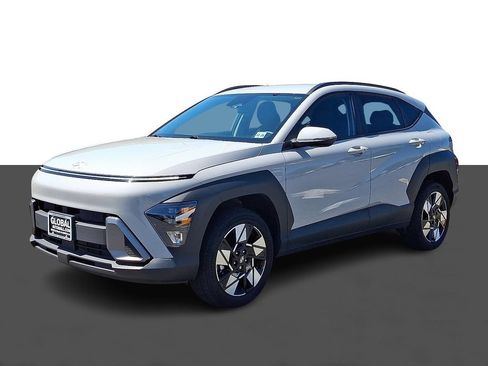 Used 2024 Hyundai Kona SEL AWD/4WD image 3