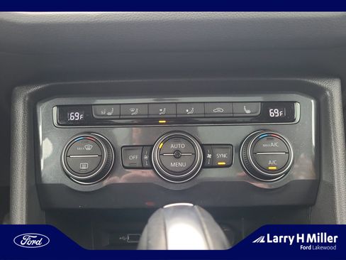 Used 2020 Volkswagen Tiguan SEL image 30