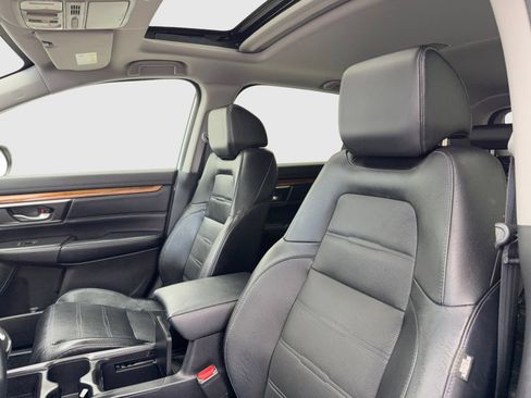 Used 2018 Honda CR-V Touring image 15