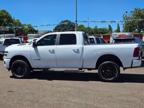 Used 2025 RAM 2500 Laramie w/ Night Edition AWD/4WD image 38