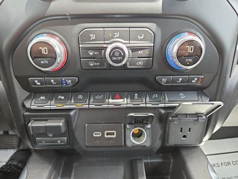 Used 2019 GMC Sierra 1500 AT4 w/ AT4 Premium Package AWD/4WD image 25