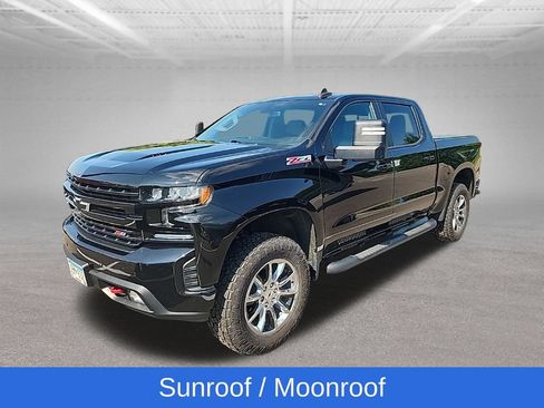 Used 2020 Chevrolet Silverado 1500 LT Trail Boss w/ Midnight Edition AWD/4WD image 7
