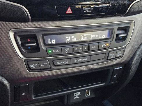 Used 2023 Honda Ridgeline RTL image 12