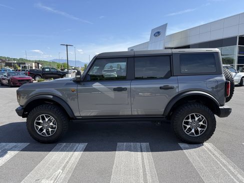 Used 2024 Ford Bronco Badlands AWD/4WD image 8