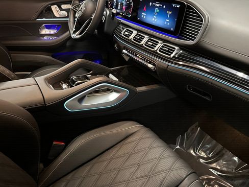 New 2026 Mercedes-Benz Maybach GLS 600 4MATIC image 27